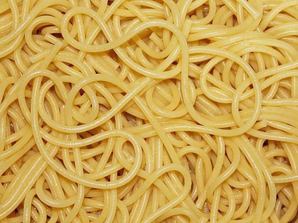 Espagueti, agradable para comer, pero no tanto para convertirse en uno. Fuente: Pixabay